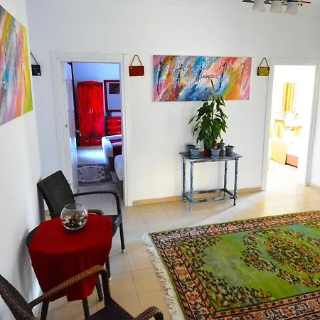 Kaktus Boutique * Side